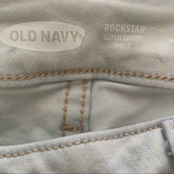 Old Navy Rockstar Tie Dye Skinny Ankle Jeans - Picture 11 of 12